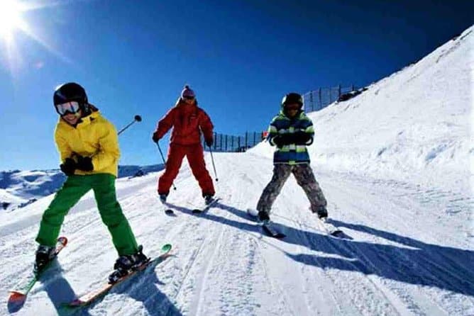 Gulmarg Skiing Kashmir
